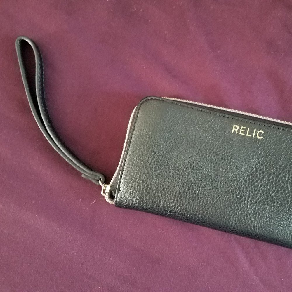 Relic Black Wristlette